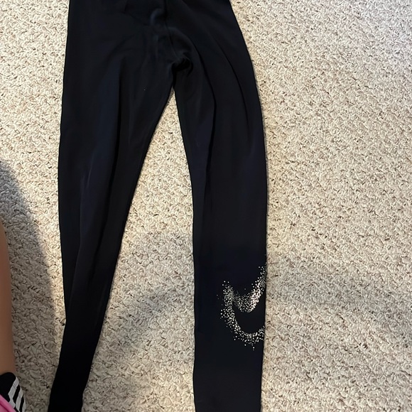 Large black leggings for girls. - Picture 1 of 6